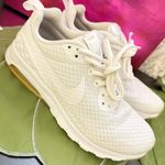Nike Air Max Motion LW ‘White’ Women’s Size 7.5 Photo 1