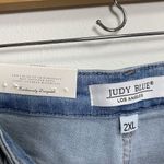 Judy Blue  NWT Denim Jean Shorts Women's 2XL High Rise Medium Light Wash Raw Hem Photo 4