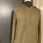 💜 Harlowe & Graham Army Green Khaki Hoodie with Pockets Photo 1