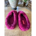 Dearfoams NWOT  Women's Fuzzy Clog Slipper Photo 1