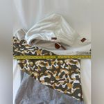 Wanakome  Hooded White/Camouflage Pullover Sweatshirt Hoodie size S Photo 3