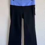 Gap  Fit Gflex Womens Crop Black with Neon Light Blue Photo 0