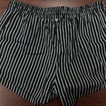 Billabong  Stripe Black Shorts with Pocket Size Small Photo 2