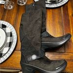 Bzees Women’s  Euphoria Brown Knee High Zip Boots size 7 Photo 4