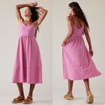 Athleta Elation V-Neck Hybrid Dress Bubblegum Maritima Pink Womens Size S Photo 1