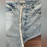 Good American  Ankle Jeans Photo 3