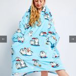 Oodie Original Cozy Blue Penguin Hoodie Blanket size /age 14 and up Photo 2