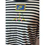 Nike  Peace Pullover Tee Shirt Small Womens Short sleeve T-Shirt CJ3570 Unity Photo 4