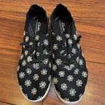 Clarks  Cloudsteppers Womens Sz 10 Breeze Ave Sneakers Black Sunflowers 26167814 Photo 3