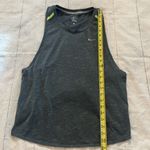 Nike Running Workout Top Photo 3