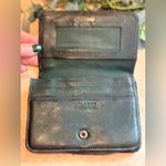 wilson's leather Vintage Wilson’s leather Forrest green wallet with keyring. Photo 4
