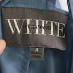 Vera Wang White V Photo 10