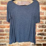 H by Bordeaux  Gray Short Sleeve Asymmetrical Hem Top Women's Size Medium Photo 5