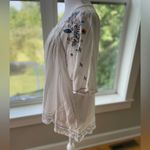 Knox Rose Pink Blue Floral Embroidered White Flowy Top Size Small Photo 6