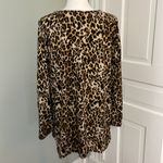 New York Laundry  leopard print long sleeve Keyhole button sleeve large Photo 2
