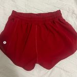 Lululemon Hotty Hot Short 2.5” Photo 0