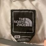 The North Face Womens White Mesh Lined Hooded Windbreaker Jacket Size Medium Photo 4