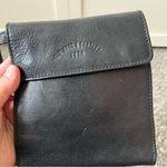 G.H. Bass‎ & Company Black Leather Wallet Crossbody Purse Photo 15