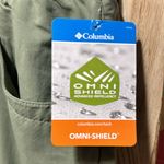 Columbia  Woodland Hills Ladies' Roll Up Pant new with tags Photo 8