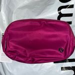 Lululemon Everywhere Belt Bag NWT Photo 7