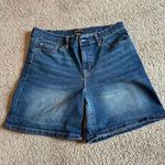 Nanette Lepore Women's Boyfriend Denim Shorts Size 8 Blue High-Rise 5" Photo 0