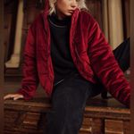 LEOLA COUTURE velvet puffer burgundy full zip fully lined cropped coat size M Purple Size M Photo 2