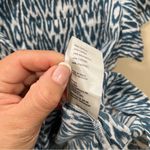 Pilcro Anthropologie EUC  Printed Voile Surf Shirt M button down shirt striped Photo 4