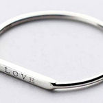 Boutique NEW Women's Dainty White Gold-Plated S925 LOVE Bar Ring Size 4 Photo 0