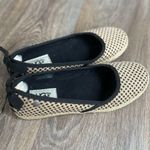 UGG  Indah Women’s Flats – Black/Tan Burlap Polka Dot Bow Back Shoes Sz 5 Photo 0