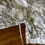 Quiksilver Grey And White Hawaiian Shirt Photo 2