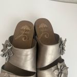 Dansko  Donna Metallic Flower Double Strap Velcro Strap Sandals Size EU 39 Photo 4
