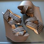 L.A.M.B. Bernadette Leather Wedge W7.5 Photo 2