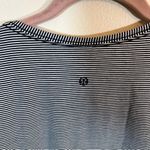 Lululemon  Love Crew Short Sleeve Shirt Black White Striped Women's 6 Photo 5