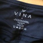 🌺 VINA Black Low Rise (8 in) Leggings, Mesh Panel Style Detail, Size S Photo 3