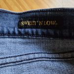 Lucky Brand Leslie Sweet N Low Bootcut Jeans Womens Size 10/30 Blue Distressed Photo 7