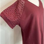 XL Women Waffle Top with Lace Sleeves Maroon NWT vneck Red Photo 3