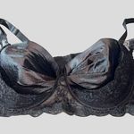 Cute black and black lace bra padded with underwire style. Size undefined Photo 0