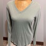 Carhartt Women’s Small Green Relaxed Fit Long Sleeve Shirt Photo 0