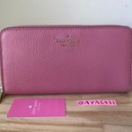 Kate Spade Wallet Photo 0