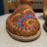 Women’s Artisan Handmade Embroidered Leather Mexican Huarache Sandals, Size 9 Brown Photo 1