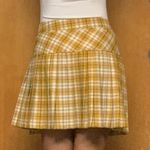 Jolt Yellow, Black, and White Checkered  Pleated Skirt Photo 2