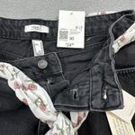 Forever 21 NWT Jean Shorts 30 Womens Black Raw Hem Distressed Floral Scarf Belt Photo 3