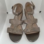 Clarks Abigail Lily T-Strap Cork Wedge Sandals Pewter Leather Women’s 9.5 Photo 2