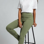 ON 34th St. medium green high Photo 0