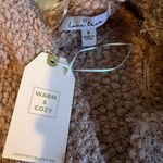 Love Tree Women's  Sweater Photo 3