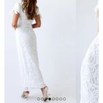 Rumored white lace dress Photo 4