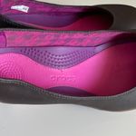 Crocs women’s A Leigh brown leather wedges Photo 5