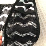 ThirtyOne Boutique Thirty-One Black White Chevron Nylon Shoulder Bag Casual Summer Beach Pool Bag Photo 2