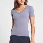 Athleta ✨ RENEW SEAMLESS V-NECK SZ MEDIUM TEE✨ Photo 0