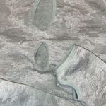 Gymshark Camo Long Sleeve Crop Top Photo 2